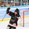 Topscorer Mika Reuter bleibt dem EHC Königsbrunn auch in der kommenden Saison erhalten