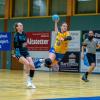 Die Handballerinnen des TSV Schwabmünchen (am Ball Kim Bartosch) starteten mit einem Sieg in der Playoffs.
