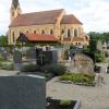 Das Regenwasser vom Dach der Aindlinger Kirche soll zum Gießen aufgefangen werden. 