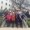 Die Gruppe aus Lannion mit Oberbürgermeister Gerhard Jauernig im Turniergarten.