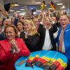 Im Osten die Nummer 1 - der Erfolg der AfD bei der Europawahl erschüttert das Parteiensystem.  Die Parteichefs Tino Chrupalla und Alice Weidel im Freudentaumel. 
