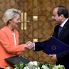 Handschlag in Kairo: EU-Kommissionspräsidentin Ursula von der Leyen und der ägyptische Präsident Abdel Fattah al-Sisi besiegeln eine neue «umfassende und strategische Partnerschaft».