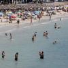 Es ist vor allem der Strand von Palmanova auf Mallorca, der die Touristen in den Ort lockt. Neben Attraktionen wie Wakeboarden gibt es auch Kinderspielplätze für die Kleinsten.