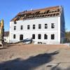 Vom traditionsreichen Gasthaus Krone steht nur noch die Hülle. Bald wird es ganz verschwunden sein. 