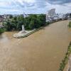 Das Hochwasser der Donau geht weiter zurück: Sowohl der Schwal in Neu-Ulm als auch das Bootshaus am Ulmer Ufer sind wieder trockenen Fußes zugänglich.