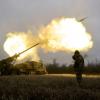 Im Osten der Ukraine haben die ukrainischen Streitkräfte Mühe, verlorenen Boden zurückzugewinnen, zumal die Munition knapp wird. 