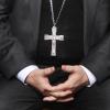 Aufarbeitung und Prävention von sexuellem Missbrauch im katholischen Bistum Augsburg seien  eine Daueraufgabe, sagte Bischof Bertram Meier (hier sein Brustkreuz) einmal.