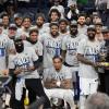 Die Dallas Mavericks feiern den Einzug in die  NBA-Finals.