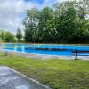 Das Freibad Lechhausen hat geöffnet - allerdings nur bei schönem Wetter.