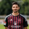 Christopher Schindler beim Fototermin im Sportpark Valznerweiher.