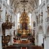 So imposant sieht die Wallfahrtskirche in Kirchhaslach innen aus.