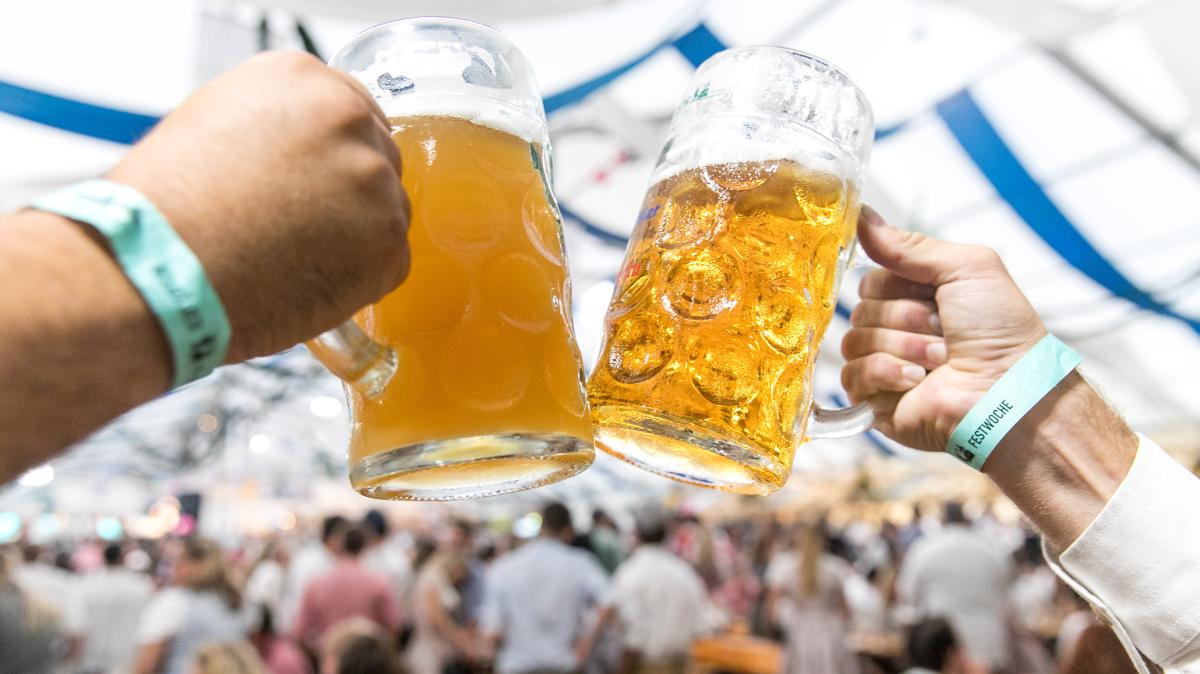 Auf diesem bayerischen Volksfest im August kostet die Maß am wenigsten
