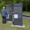 Am Kauferinger KZ-Friedhof wurden zuletzt zwei Informationstafeln eingeweiht. 
