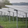 Der rund zehn Hektar große Solarpark der Gemeinde Huisheim und mehrerer privater Investoren bei der Haunzenmühle ist fast fertig.