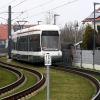 Quietschen wohl bald leiser: die Straßenbahnen der Linie 3 in Königsbrunn.