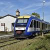 Weil ab 8. April auf der Ammerseebahn streckenweise langsamer gefahren werden muss, entfallen manche Halte auf der Strecke, zum Beispiel in Riederau.