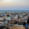 Behelfsmäßige Zelte für vertriebene Palästinenser stehen im Mawasi-Gebiet in der Stadt Chan Junis im südlichen Gazastreifen.
