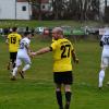 Blick zurück im Zorn. Diedorfs Spielertrainer Florian Sandner war nach der 1:2-Niederlage im Kellerduell bei der SpVgg Westheim ziemlich bedient. Foto: Oliver Reiser