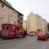 Wegen eines Küchenbrandes rückten die Feuerwehren in die Elisabethstraße nach Augsburg-Lechhausen aus.