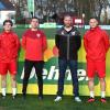 Sportlicher Leiter Jürgen Meissner (Mitte) freute sich über die Vertragsverlängerungen von (von links) Etienne Perfetto, Jannik Schuster, Eugen Belousow und Florian Rauh.