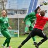 Jonathan Schuhmann (Mitte) -  hier noch im grünen Trikot von Grün-Weiß Baiershofen - hat beim FC Weisingen als Neuzugang voll eingeschlagen und schon sieben Tore erzielt.