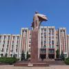 Lenin-Statue vor dem Parlamentsgebäude in Tiraspol im Separatistengebiet Transnistrien.