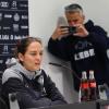 Interimscoach Sabrina Wittmann, die erste Cheftrainerin im deutschen Männer-Profifußball, spricht auf ihrer erste Pressekonferenz.