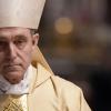 Der Sekretär des ehemaligen Papstes Benedikt XVI., Erzbischof Georg Gänswein, hält eine Messe zum einjährigen Todestag von Papst Benedikt im Petersdom im Vatikan.