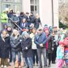 "Gemeinsam für Demokratie und Vielfalt", unter diesem Motto zogen am Sonntag "fünf vor zwölf" etwa 700 Menschen durch die Lauinger Innenstadt. Die Kundgebung fand im Pausenhof des Albertus-Gymnasiums statt.