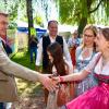 Zum politischen Frühschoppen am Muttertag kam Markus Söder ins Festzelt nach Wasserburg. Selfies mit dem Ministerpräsidenten waren heiß begehrt.