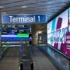 Fast menschenleer zeigt sich das Terminal 1 am Flughafen München.