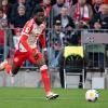 Hatte seit Anfang Februar wegen einer Innenbandzerrung Probleme: Bayerns Alphonso Davies.