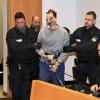 Sebastian S. soll einem Mitgefangenen ein Messer in den Hals gerammt haben. Der Prozess gegen ihn in Augsburg steht nun vor dem Abschluss.