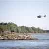 Am Sonntag wurden mehrere Menschen im Rhein in Düsseldorf von der Strömung mitgerissen.