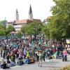 Die Aktivistinnen und Aktivisten von Fridays for Future gehen am Freitag in Ingolstadt auf die Straße. Der Protest steht unter dem Motto #wirfahrenzusammen.