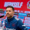 Trainer Xabi Alonso hat sich für einen Verbleib in Leverkusen entschieden.