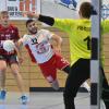 
Kurios war das letzte Saisonspiel der Landsberger Handballer (am Ball Kai Roth) bei der SG Kempten/Kottern.