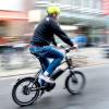 Ein Radler war mit seinem E-Bike schneller als erlaubt unterwegs. (Symbolbild)