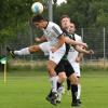 Eigentlich Innenverteidiger. Jonas Mößner (links) steuerte zwei Treffer zum 3:2-Sieg des TSV Dinkelscherben beim TSV Ottobeuren bei. 