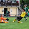 Der SV Obergriesbach (gelbe Trikots) unterlag im Spitzenspiel der A-Klasse Aichach dem TSV Weilach.