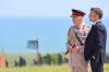 80. Jahrestag des "D-Day": Der britische König Charles und  Emmanuel Macron gedachten der Befreiungsaktion der Alliierten gegen Nazideutschland.