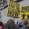 Palästinensische Unterstützer protestierten in der Nähe der Columbia University.