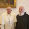 Papst Franziskus empfängt Pater Anselm Grün von der Abtei Münsterschwarzach zu einer Privataudienz im Vatikan.