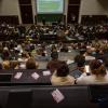 Studenten bei der Einführungveranstaltung im Audimax der Ludwig-Maximilians-Universität im vergangenen Oktober.
