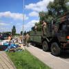 Wir haben uns in Günzburg, Burgau und Offingen umgeschaut. Teilweise sind Wohnungen komplett verwüstet, teilweise kämpfen Menschen noch gegen das Wasser. Die Bundeswehr hilft.