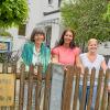 Der Kindergarten Heilig Geist wird 50 Jahr alt, von links: Ulrike Schimmel, Melanie Schmidt, Nadine Harzer und Pfarrer Manfred Bauer.