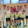 Die Basketballer der Montessorischule Kaufering gewinnen die Basketball-Regionalmeisterschaft. Über den Erfolg freuen sich Valentin Otto, Noa Vescoli, Elias Lang, Felix Michel, Noel Koch, Jonah Lesmeister, Samuel Wieser, Tom Schuler, Elias Flade und Severin Mauch.