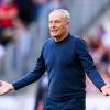 Ratlos: Freiburgs Trainer Christian Streich kann sich die Niederlage gegen Wolfsburg nicht erklären.