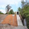 Die erste Betontreppe Richtung Lechkanal bei den Gersthofer Schrebergärten ist schon fertig. Das Geländer wird noch getauscht.