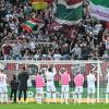 Die Fans des FCA feierten die Mannschaft nach dem Sieg gegen Heidenheim am Samstag. 